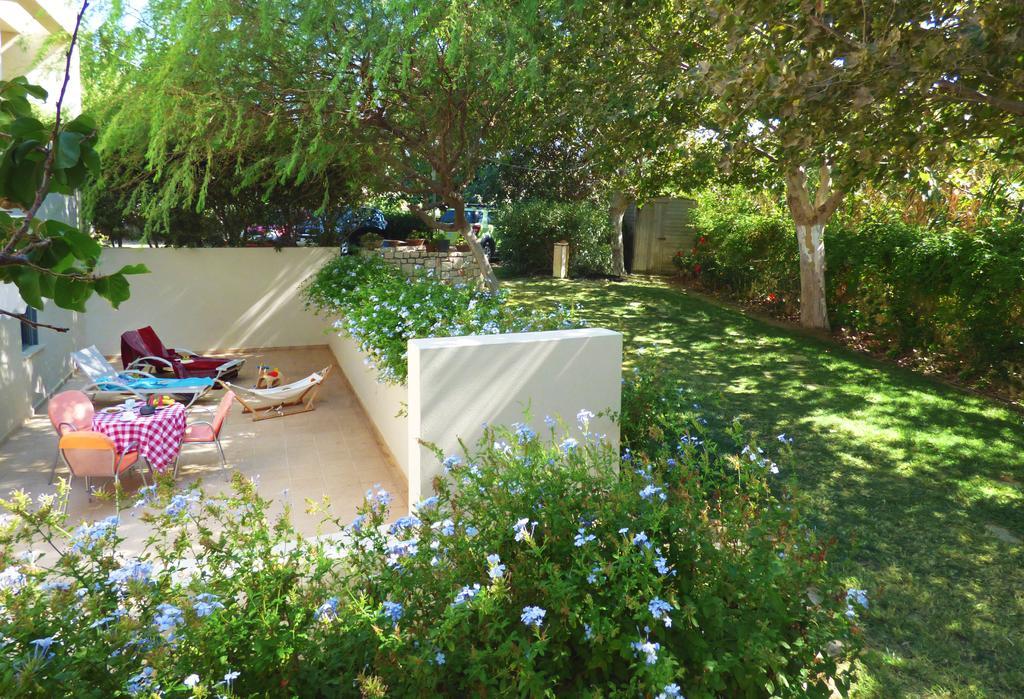 Nereids Apartments Sitía Habitación foto